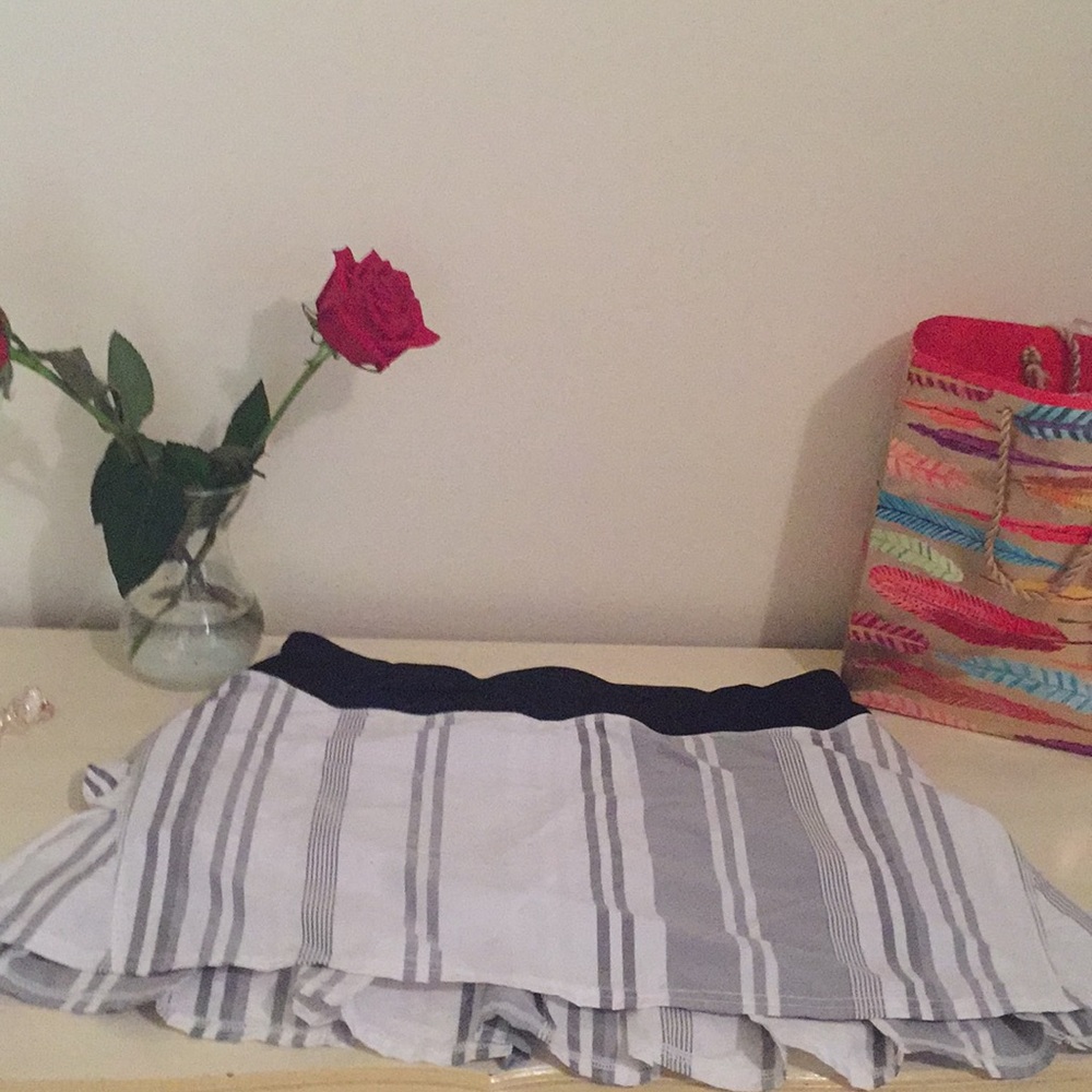 Lululemon Tennis Skirt With Ruffles S8 Tall